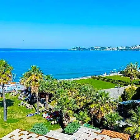 Otel Sentinus 4*