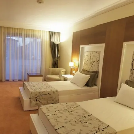 Otel Sentinus 4*