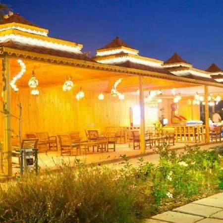 Otel Sentinus 4*
